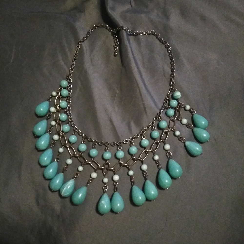 Tourquoise statement necklace